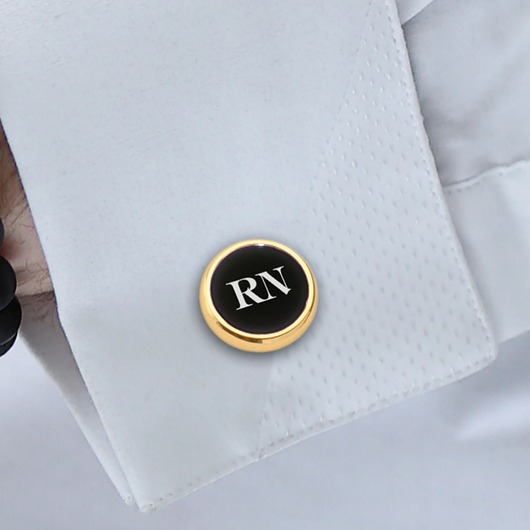 Złote spinki do mankietów z inicjałami Onyks - symbol siły, mądrości