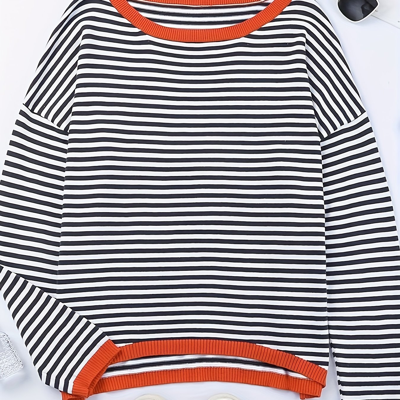 TEMU Luźny Sweter z Długim Rękawem, Jasnobrązowy - Wygodna Tkanina, Idealny na Wszelkie Okazje, Nowoczesny Elegancki Pulower w Paski z Okrągłym