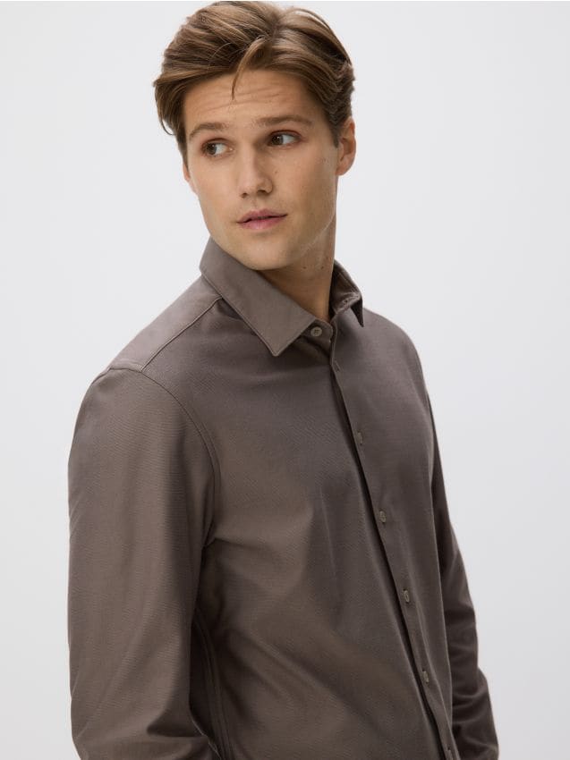 Reserved - Koszula slim fit z bawełną - beżowy