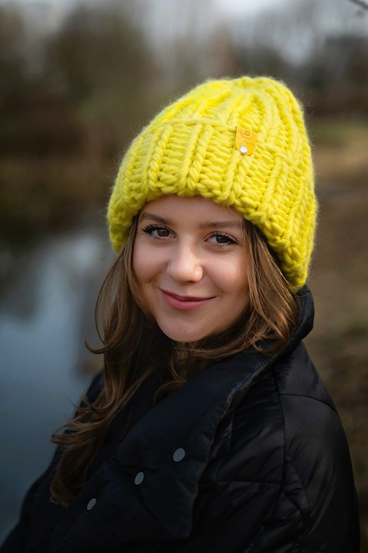 Wełniana czapka zimowa PERUVIAN WOOLY cytrynka