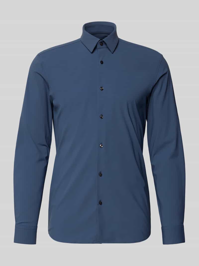 Koszula biznesowa o kroju slim fit z oddychającego materiału model ‘HANK’