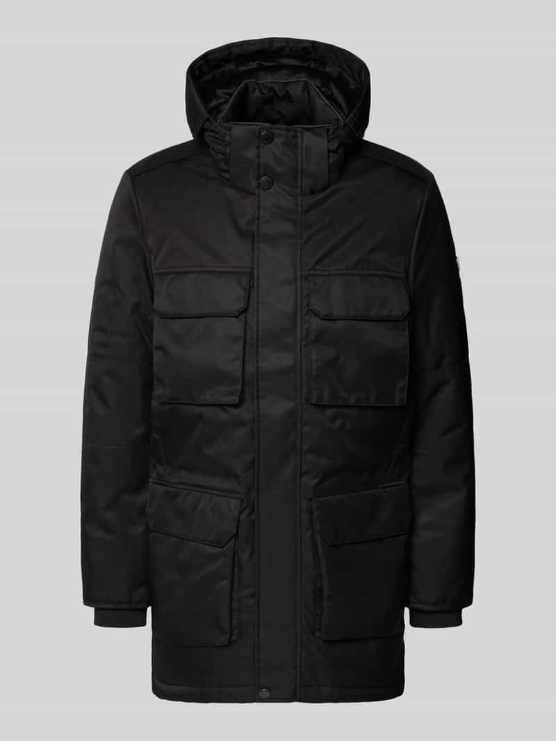 Kurtka z kieszeniami z patką