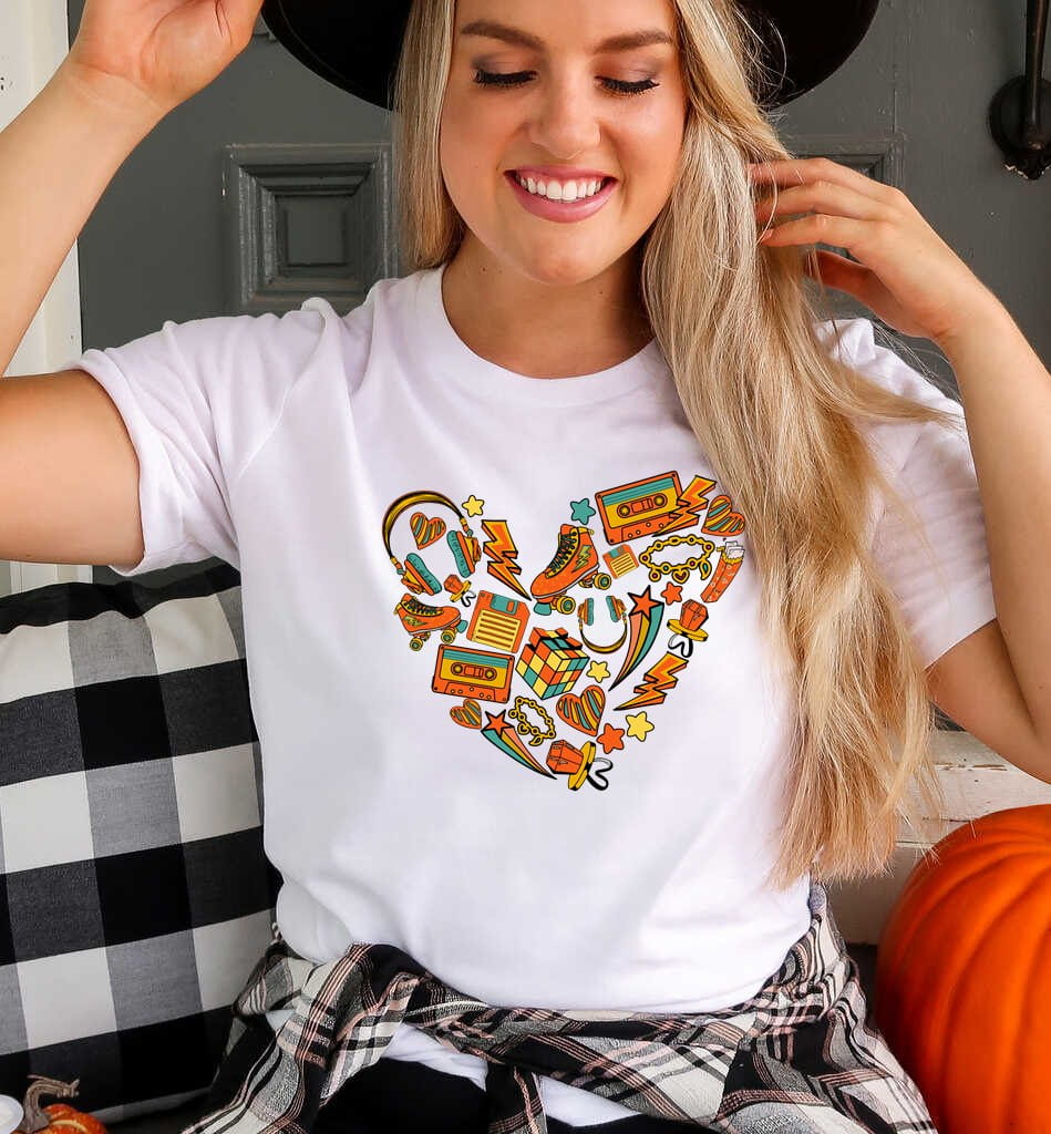 Biała damska koszulka z nadrukiem retro 90's B11