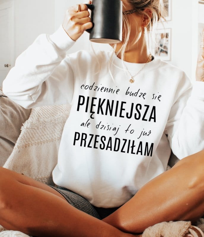 Bluza dla dziewczyny na prezent