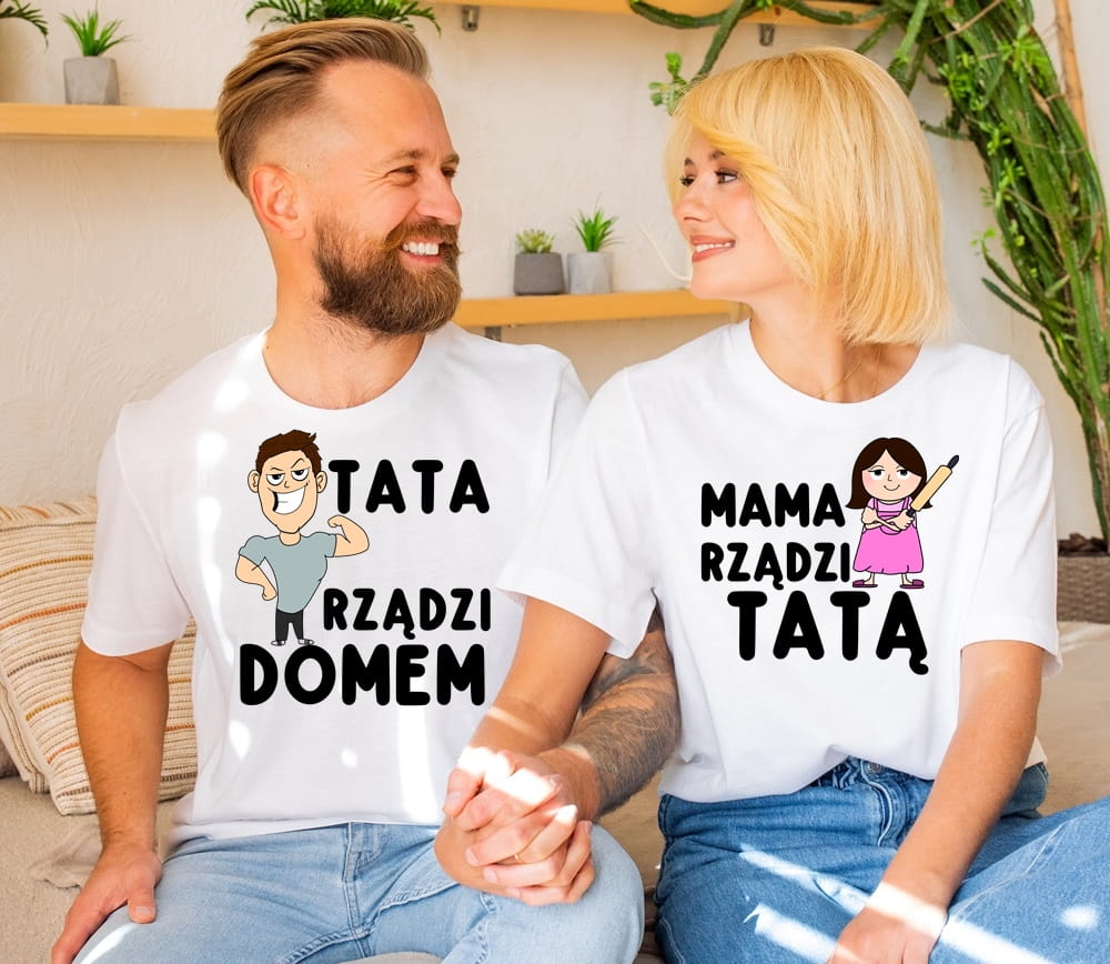Zestaw koszulek dla Mamy i Taty - z mamą brunetką i tatą brunetem - MAMA RZĄDZI TATĄ, TATA RZĄDZI DOMEM