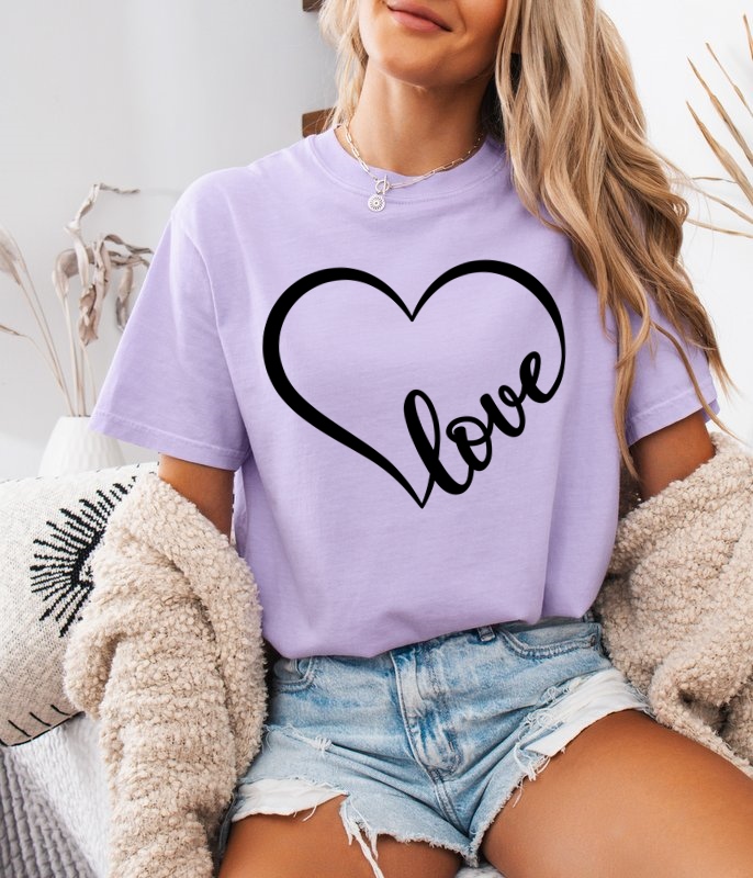 Fiołkowa koszulka z fajnym nadrukiem - serce love