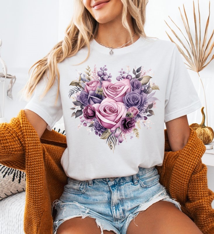 Biała damska koszulka z sercem z kwiatów - serce33
