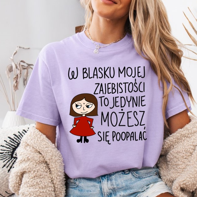 Fiołkowa koszulka damska dla dziewczyny W BLASKU MOJEJ ZAJEBISTOŚCI