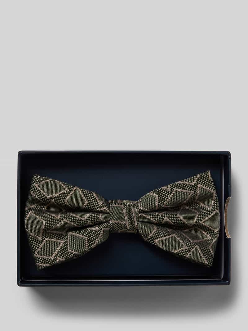 Mucha z regulowanym rozmiarem kołnierzyka