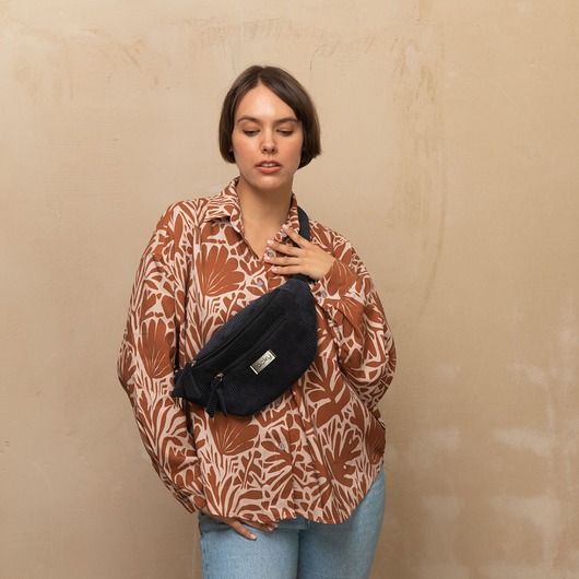 Sztruksowa nerka fall czarna