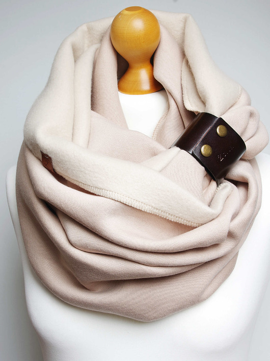 Zimowy komin damski, duży komin oversize z zapinką skórzaną