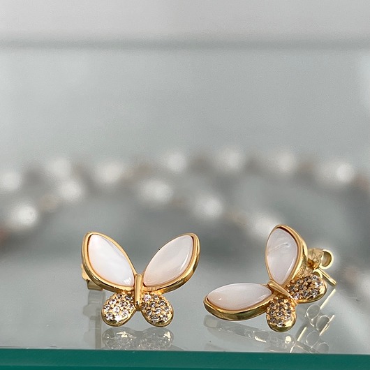 Kolczyki w formie motylków z masą perłową i cyrkoniami, srebrne, pozłacane