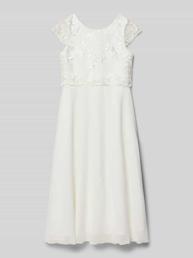 Sukienka z haftami i krótkim rękawem