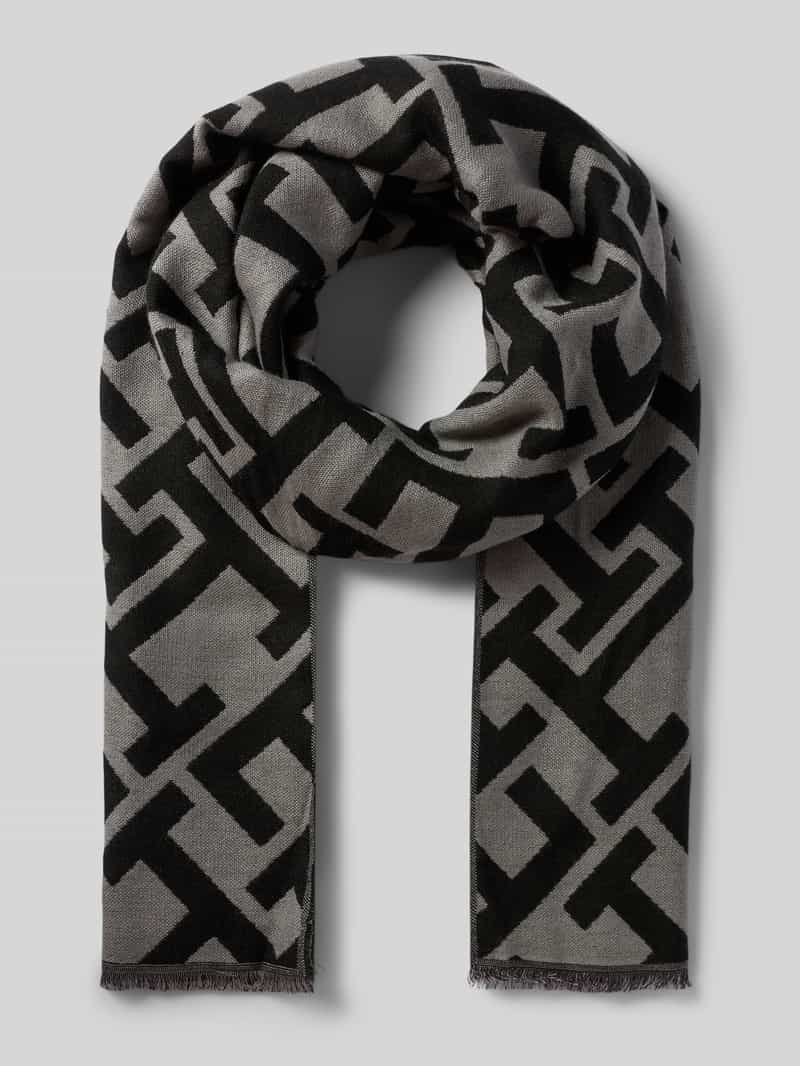 Szal z dodatkiem wełny