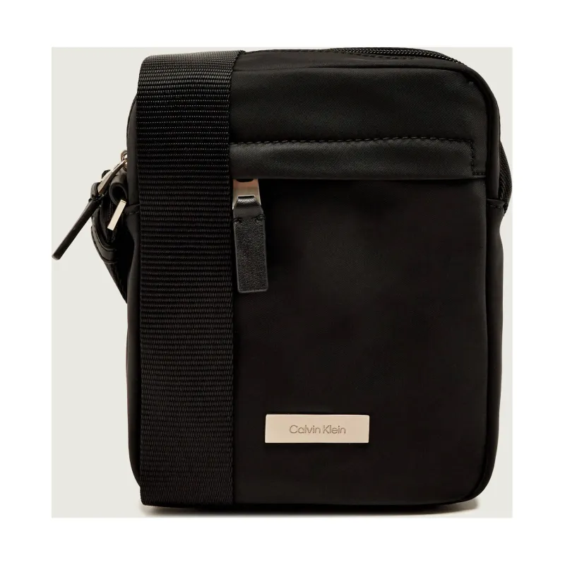 Calvin Klein Reporterka