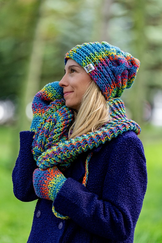 Czapka MERINO 50% nieugniatająca włosów Tęcza Błękit THIS IS IT