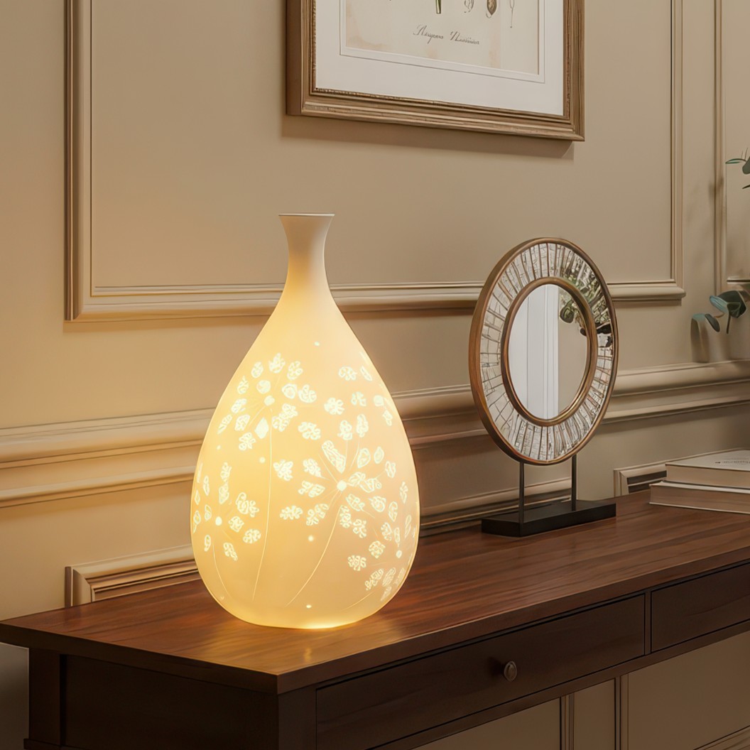 Porcelanowa lampa stołowa 33 cm z ażurowym wzorem MIYAKO