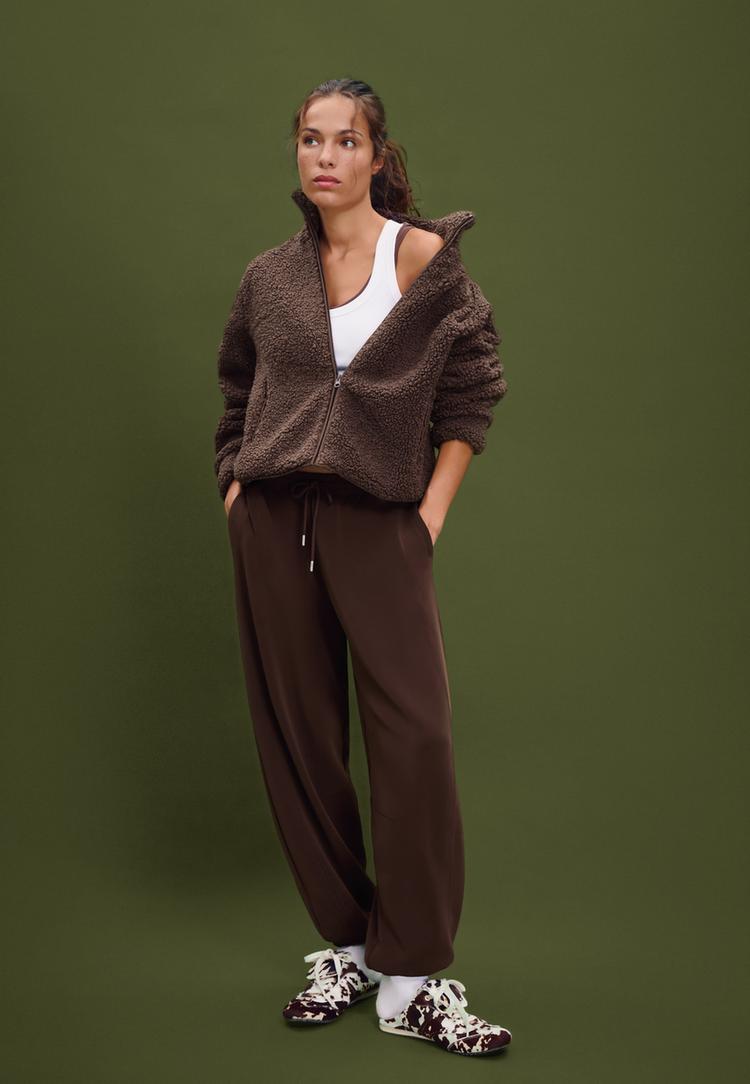 Stradivarius Kurtka z zamkiem błyskawicznym z efektem sztucznego baranka Brązowy S