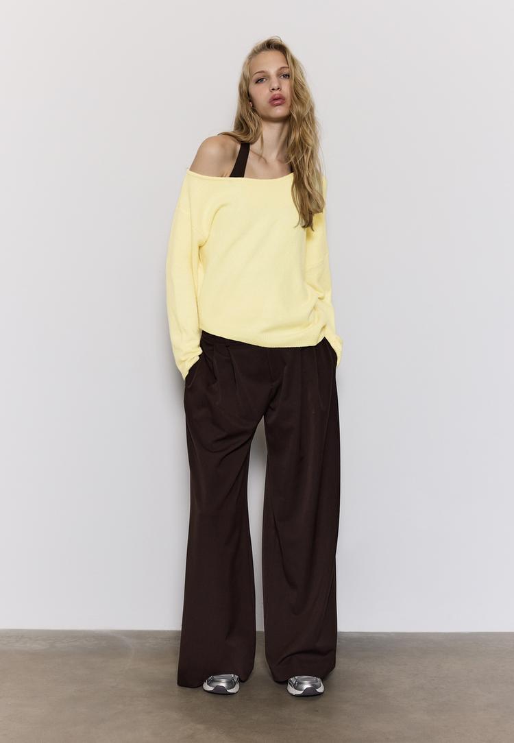 Stradivarius Sweter dzianinowy asymetryczny Żółty pastelowy XS