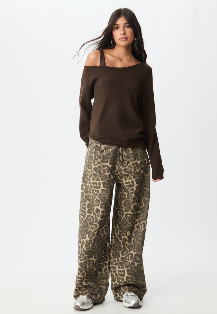 Stradivarius Sweter dzianinowy asymetryczny Brązowy L