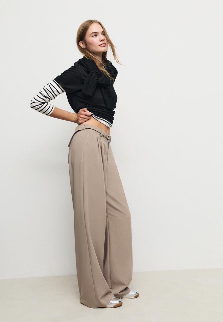 Stradivarius Szerokie spodnie eleganckie z klamrą Brązowy 40