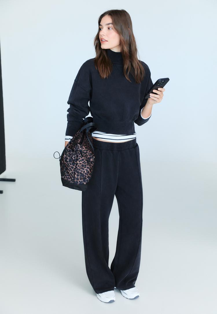 Stradivarius Spodnie jogger z efektem sprania Ciemnoszary M