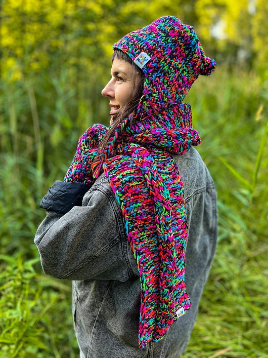 Szal MERINO 34% Czarne kolorki szalik