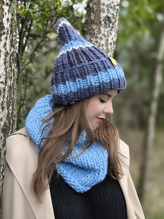 Niebieska wełniana czapka WOOLY COLOR 13 w paseczki