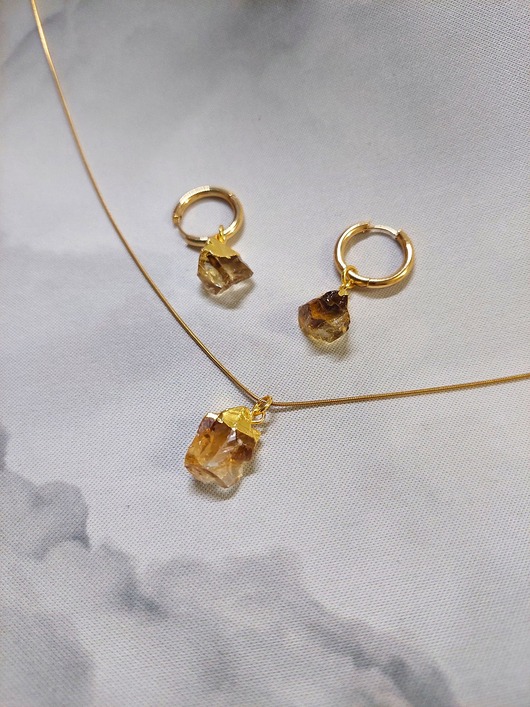 Zestaw handmade z surowym cytrynem w złocie