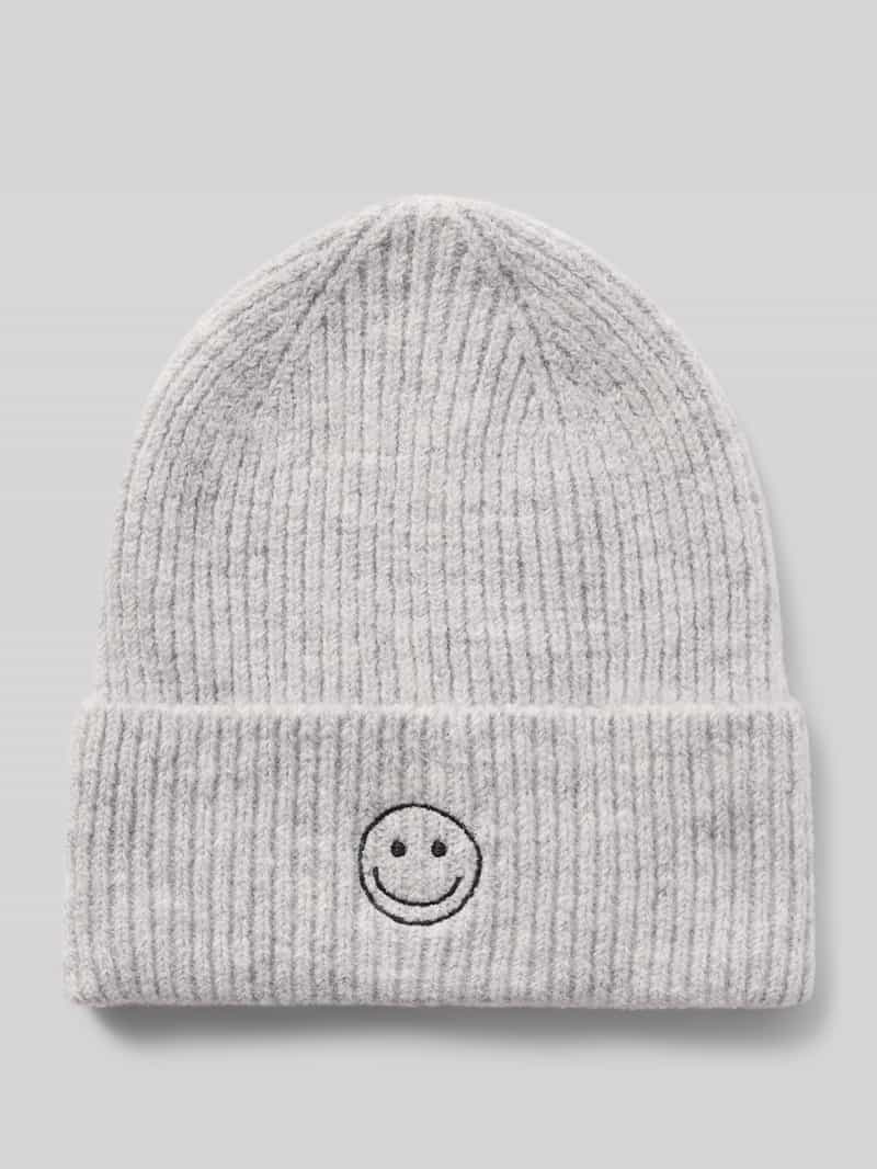 Czapka beanie z haftem model ‘MALIKA’
