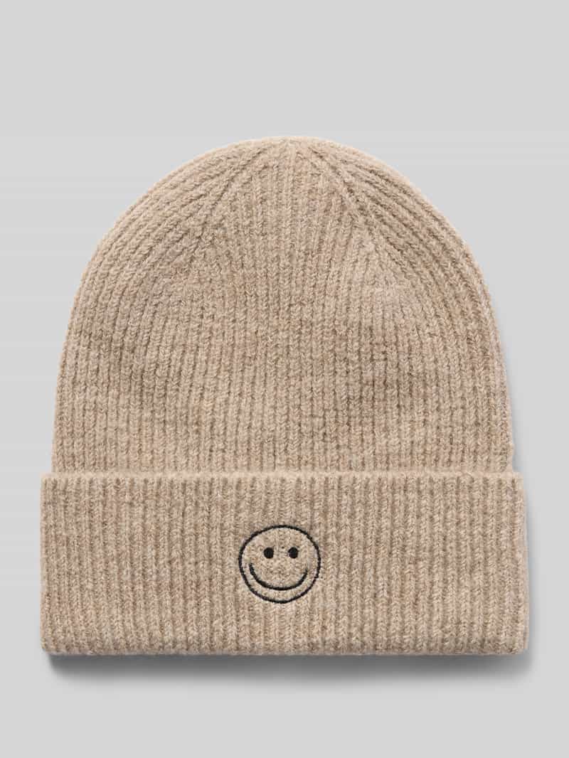 Czapka beanie z haftem model ‘MALIKA’