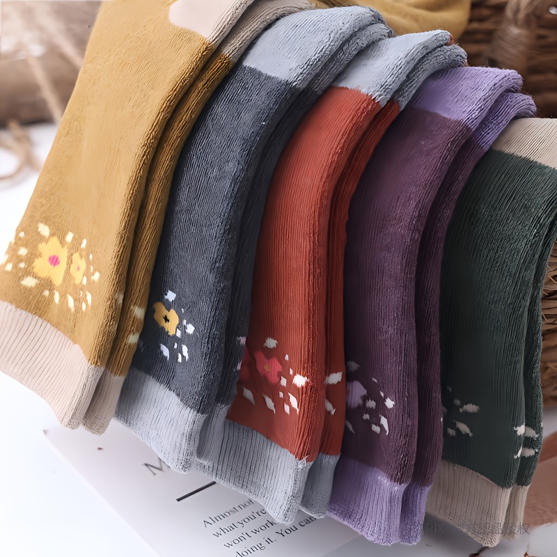 TEMU Zestaw 5 Par Damskich Skarpet Termicznych z Frotte - Zimowe Ciepłe Skarpety z Grubymi Elastycznymi Brzegami i Wzorem Kwiatowym (Wielokolorowe: