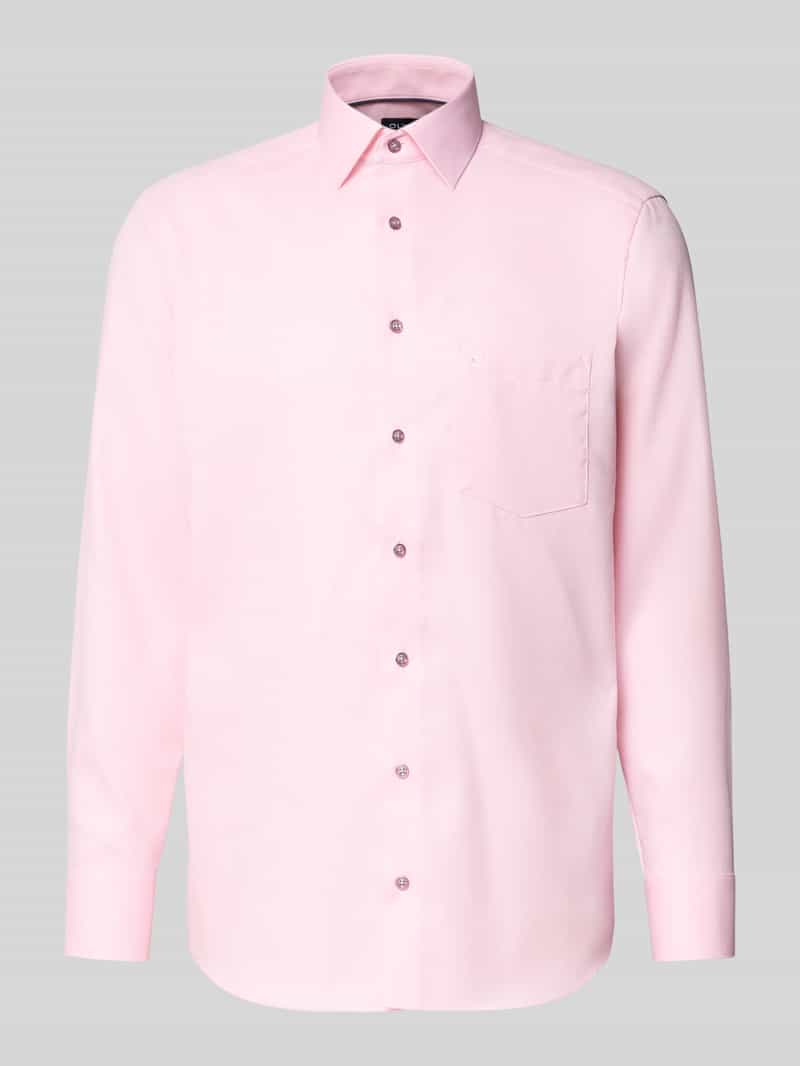 Koszula biznesowa o kroju regular fit z czystej bawełny z kołnierzykiem typu kent