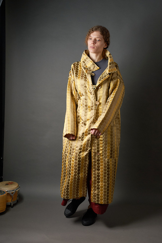 Złoty długi płaszcz z kołnierzem oversize XL