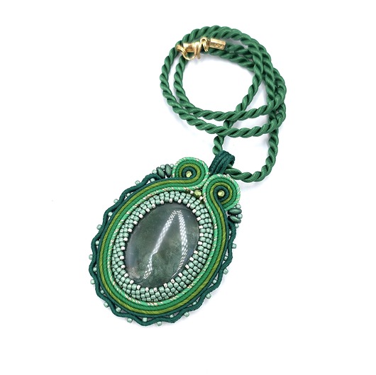 Wisiorek sutasz zielony z agatem Toris naszyjnik romantyczny codzienny