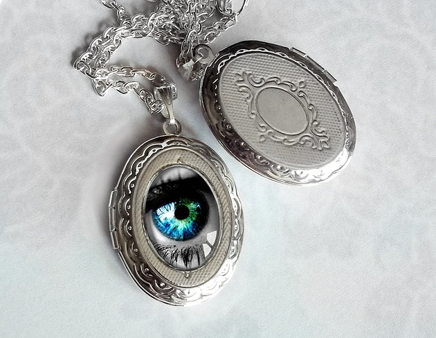 OTWIERANY MEDALION ''oko'', sekretnik stal chirurgiczna