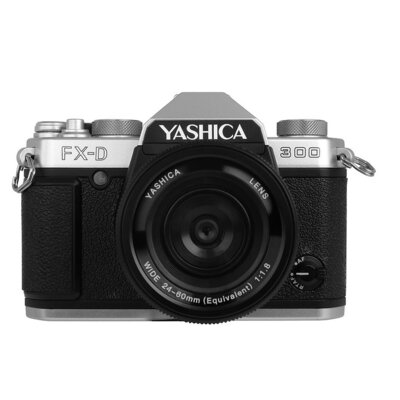 YASHICA FX-D 300 Srebrny