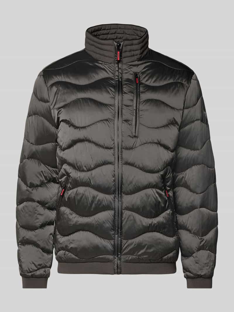 Kurtka pikowana z zamkiem błyskawicznym