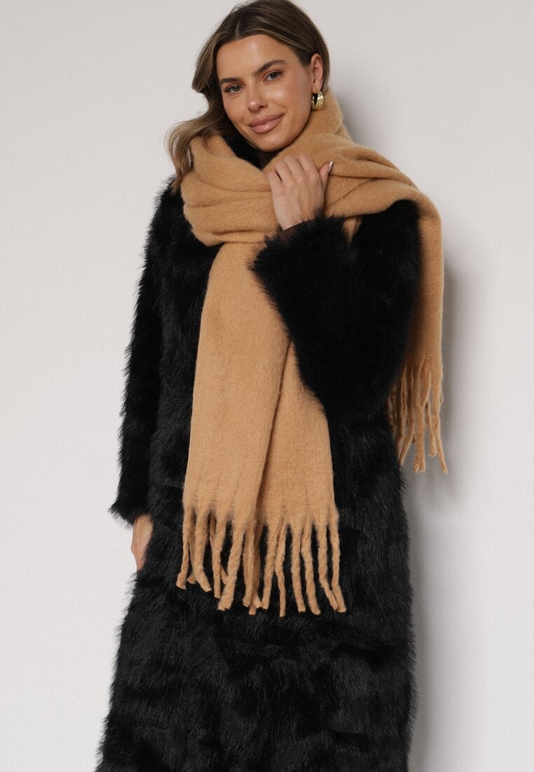 Jasnobrązowy Szalik z Frędzlami Owedarria