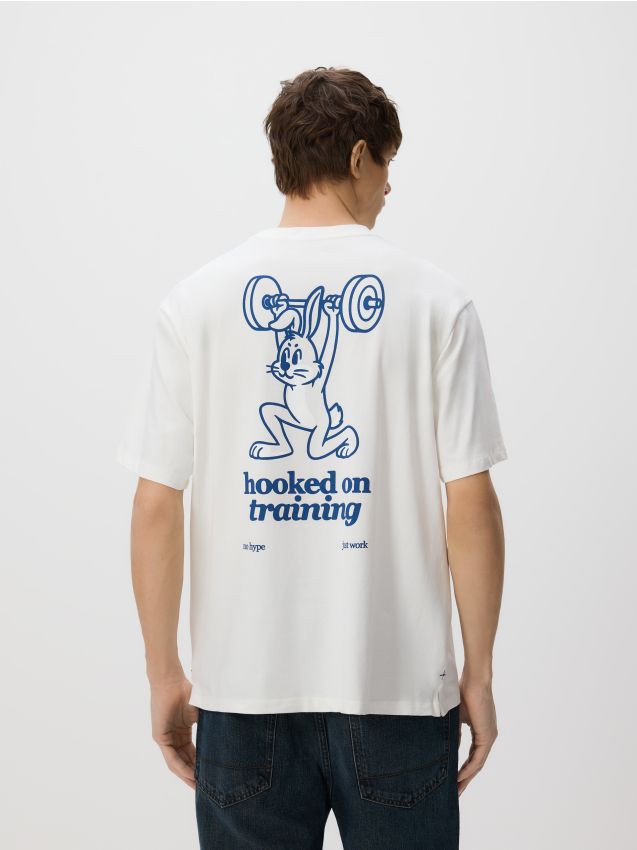 Reserved - T-shirt relaxed z nadrukiem na plecach - złamana biel