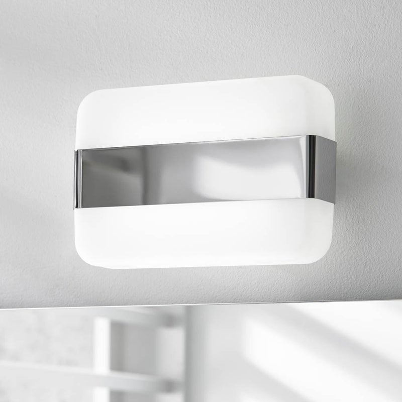 Lustrzany kinkiet łazienkowy Bela LED z centralnym paskiem w kolorze chromu 10W 5700K IP44