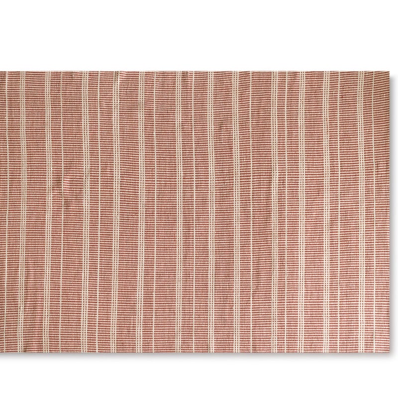 Czerwony bawełniany dywan w białe linie o wymiarach 175x235cm