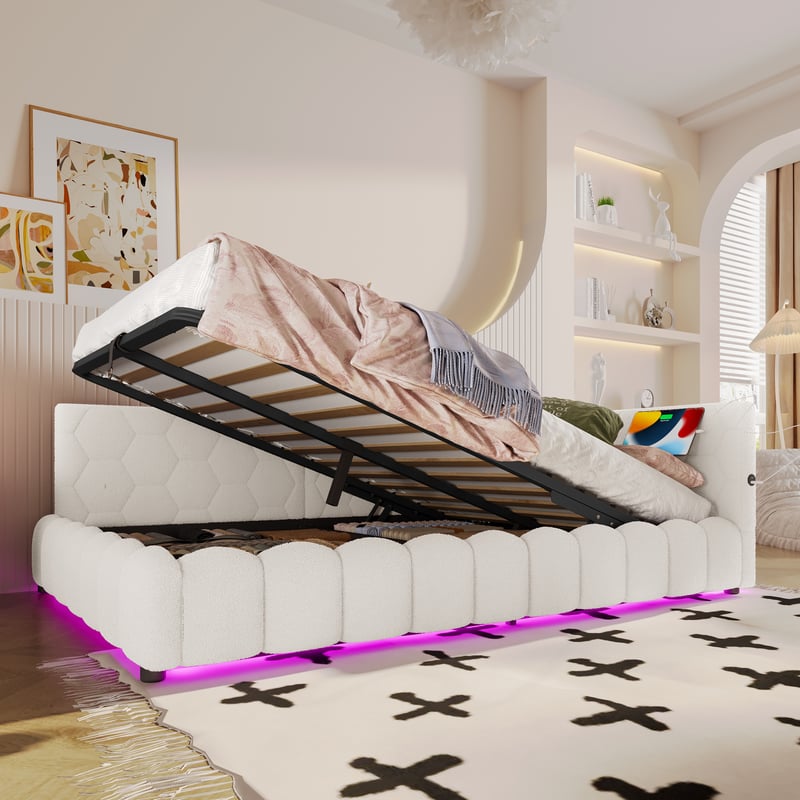 Łóżko ze schowkiem 140 x 200 cm z zagłówkiem - ładowanie USB i typu C oraz diody LED - imitacja polaru - białe (bez materaca)