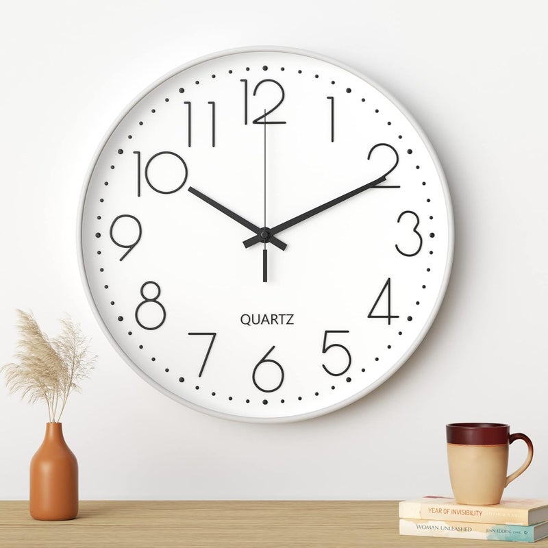 Nowoczesny i cichy zegar ścienny 30 cm (12 cali) (czarno-biały charakter)