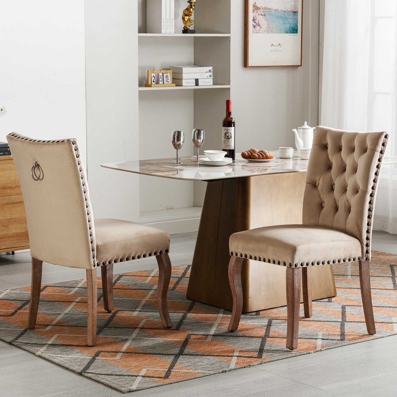 Krzesła do jadalni (krzesła kuchenne z charakterystycznym wypustkowym oparciem, 2 sztuki), nogi z litego drewna, kolor jasnokamelowy