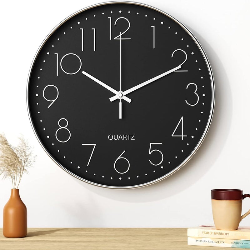 Cichy zegar ścienny 30 cm, prosty i nowoczesny design, idealny do salonu, kuchni, biura i sypialni (srebrne litery).