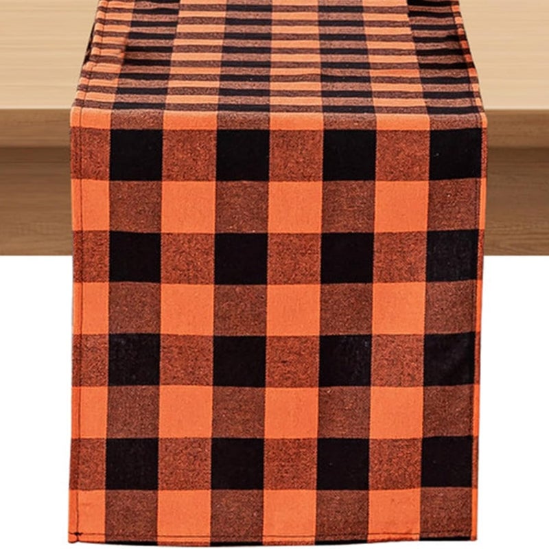 Bieżnik w jesienną kratkę – Pomarańczowy tartan i wzór bawołu – Zmywalna i odporna na plamy dekoracja stołu na Halloween i Święto Dziękczynienia