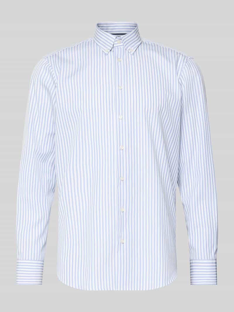 Koszula biznesowa o kroju regular fit z listwą guzikową