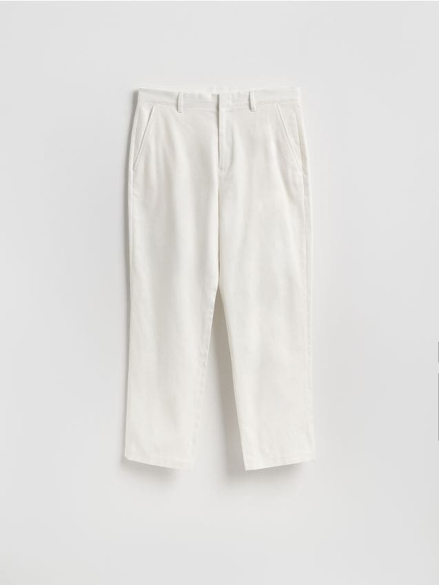 Reserved - Spodnie chino straight - biały