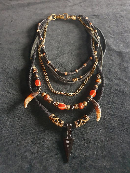 Słowiański, pogański naszyjnik